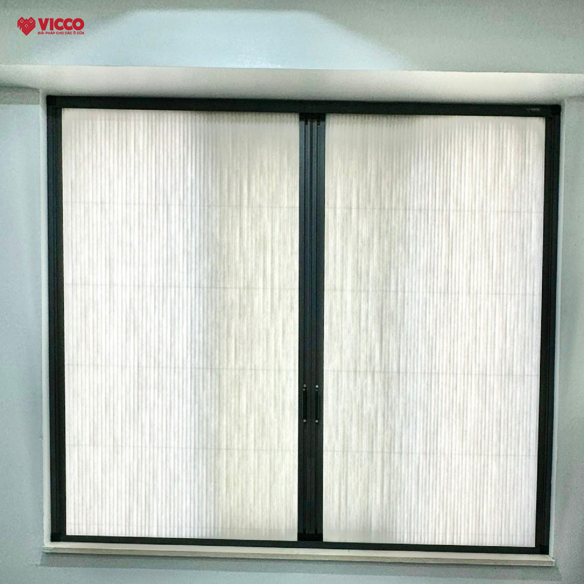 Hỗ trợ Đại lý Thi công công trình Vách ngăn gắn trên ô kính tại Nhà ở Nguyễn Trí Công - Hà Nội