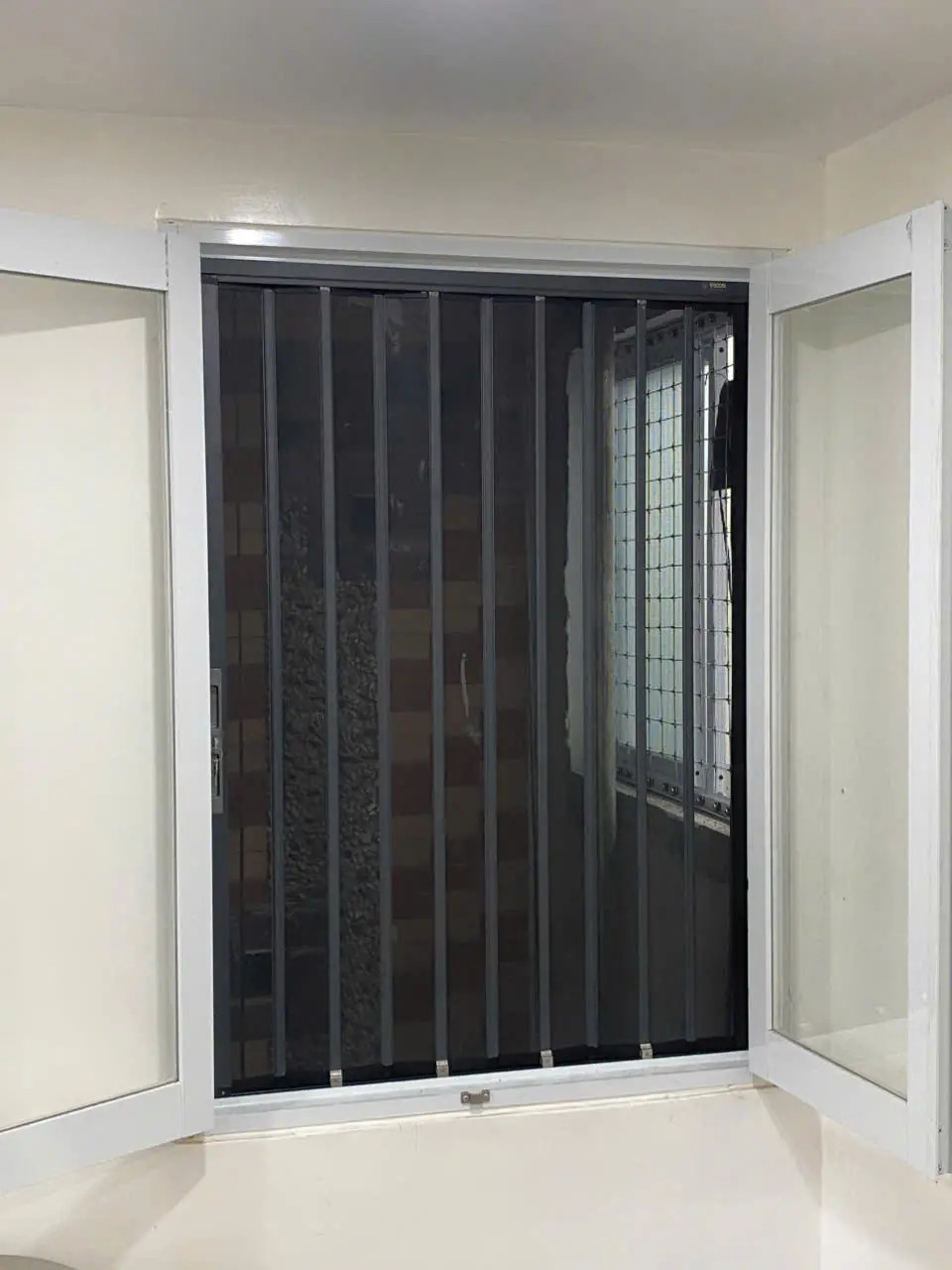 Phong cách hiện đại với Cửa xếp lá nhôm