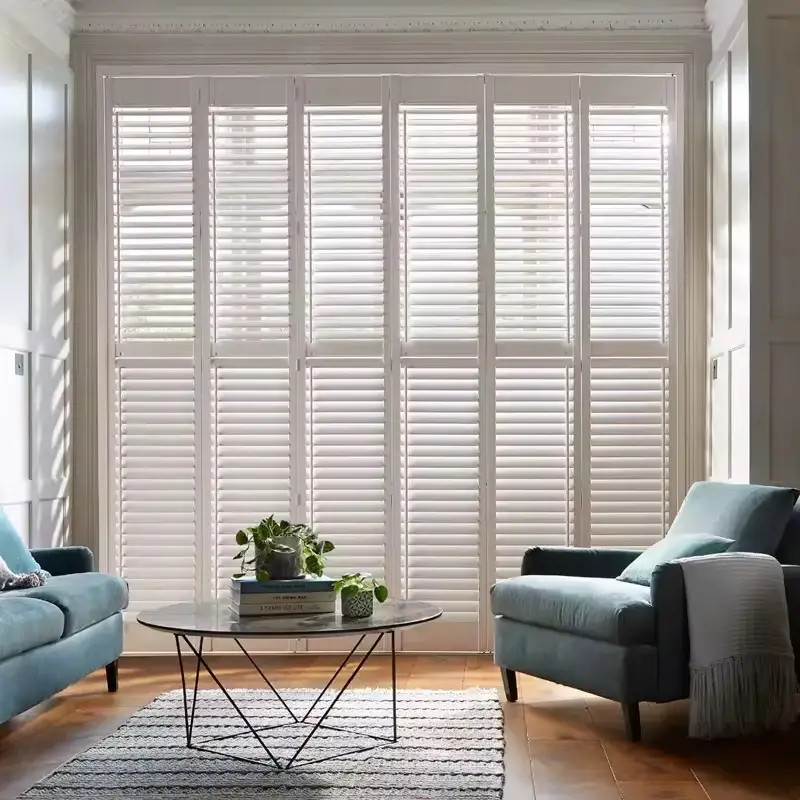 Khám phá tính năng vượt trội của cửa chớp lật - Giải pháp an toàn và tiện ích cho mọi công trình