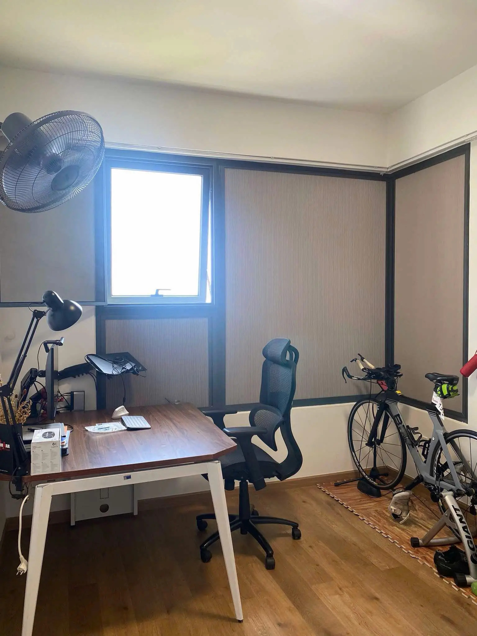 Đơn giản mà đẹp với rèm gắn kính - Lựa chọn tinh tế cho không gian sống hiện đại