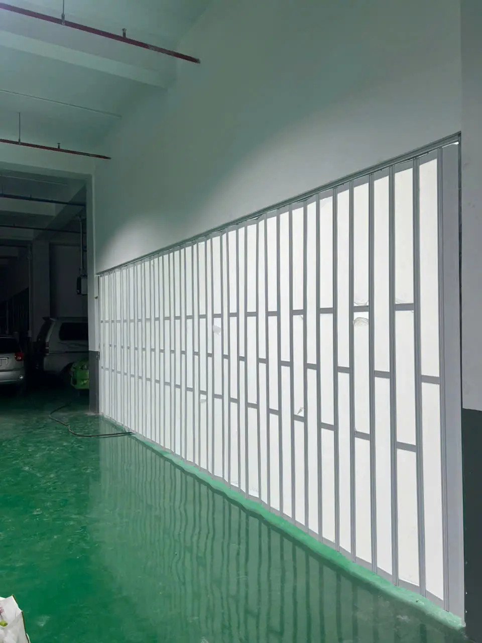 Ứng dụng của vách ngăn hợp kim trong các không gian công cộng