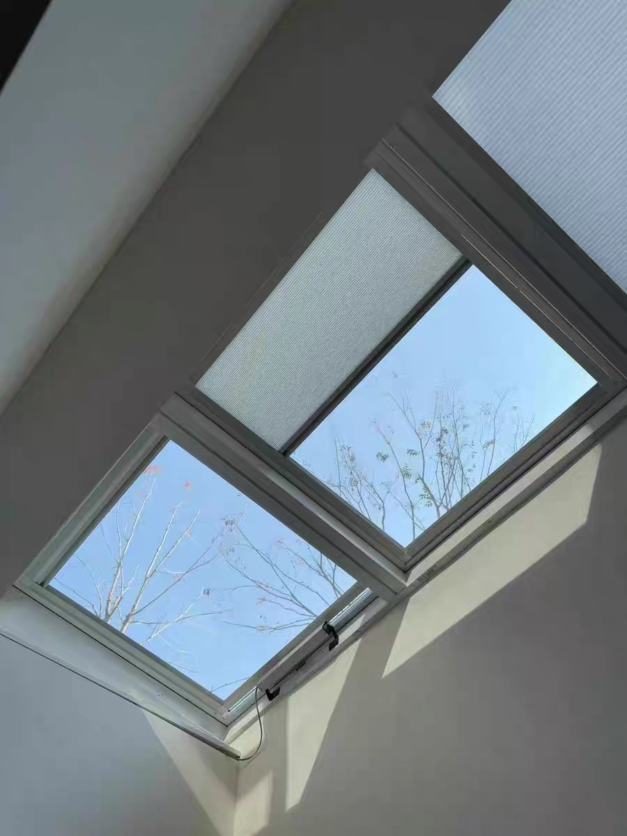 Khám phá những tính năng nổi bật của rèm tổ ong