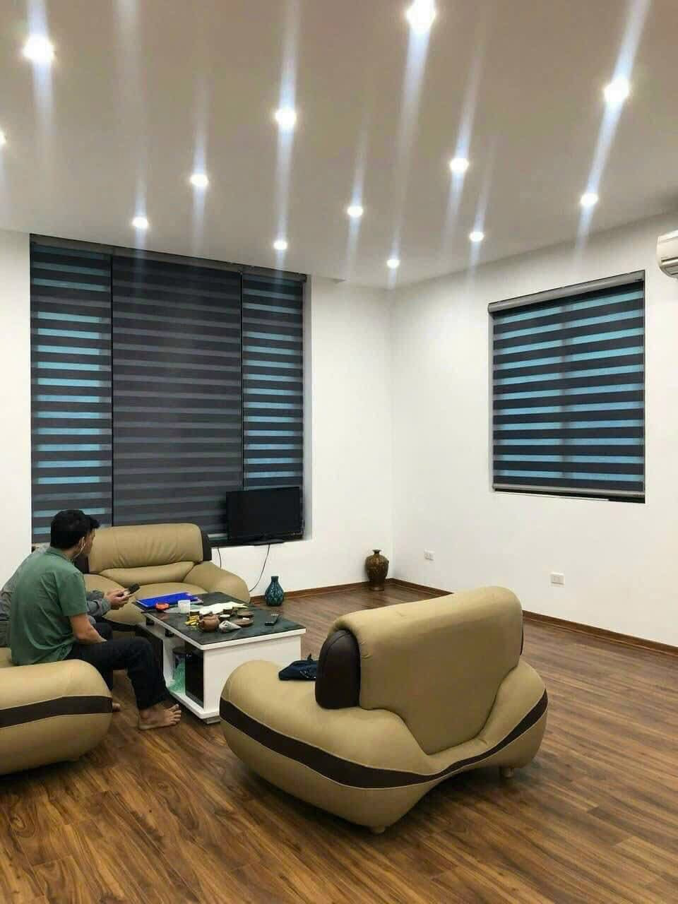 Sang trọng với rèm cầu vồng cho ngôi nhà hiện đại