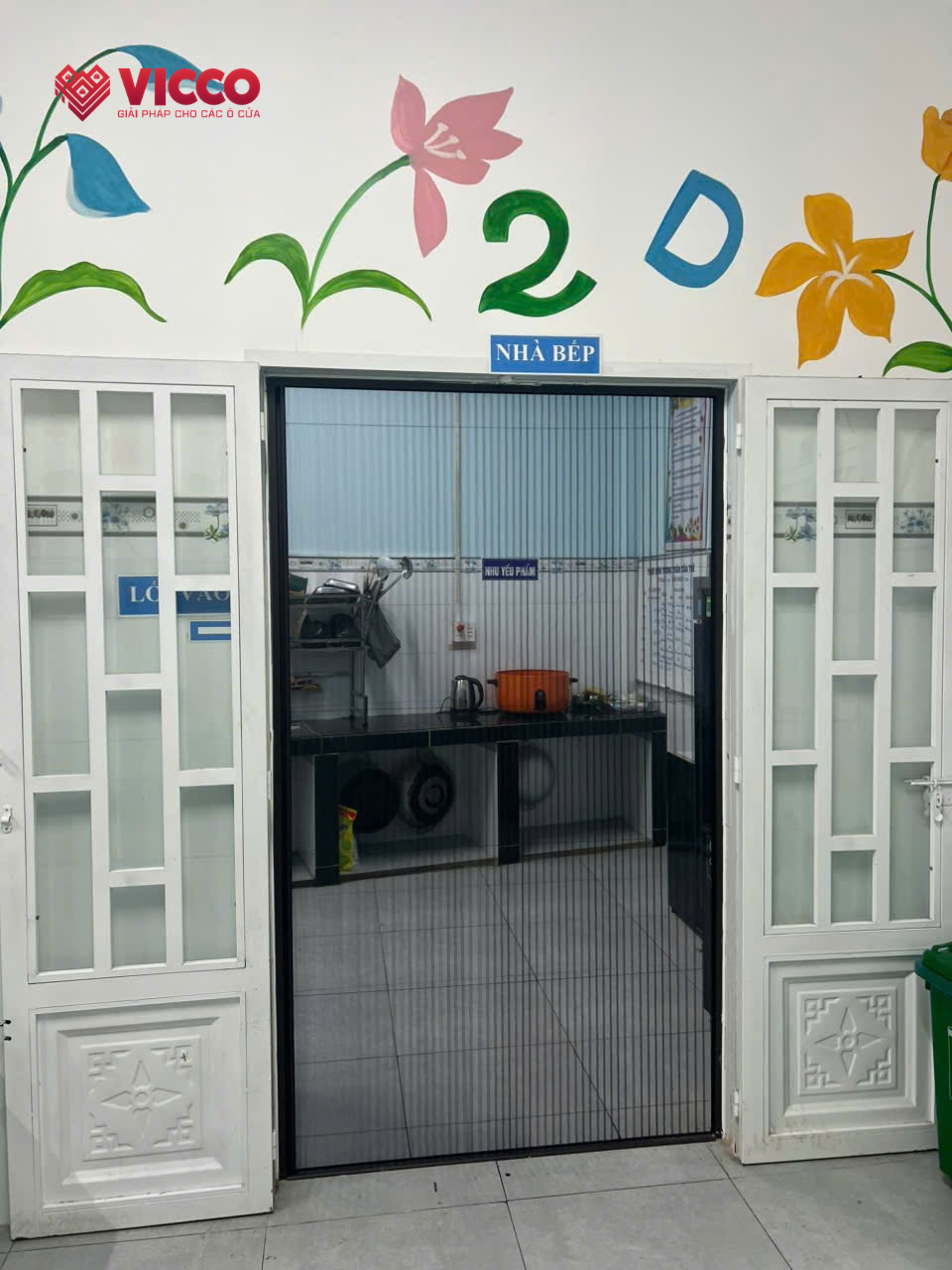 Cải thiện không khí trong nhà với cửa lưới chống côn trùng thông thoáng hiệu quả