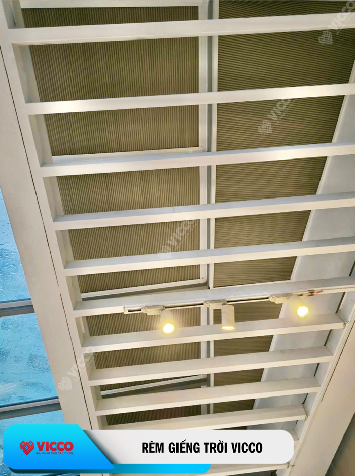 Hỗ trợ Đại lý Thi công công trình Rèm giếng trời Hệ 32 tại Nhà khách ở HCM