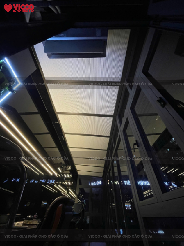 Hỗ trợ Đại lý Thi công công trình Rèm giếng trời Hệ tự động tại Nhà khách ở Quận 11 - HCM