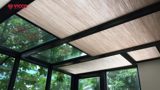 Rèm tổ ong che mái kính - Giải pháp hoàn hảo cho không gian sống hiện đại