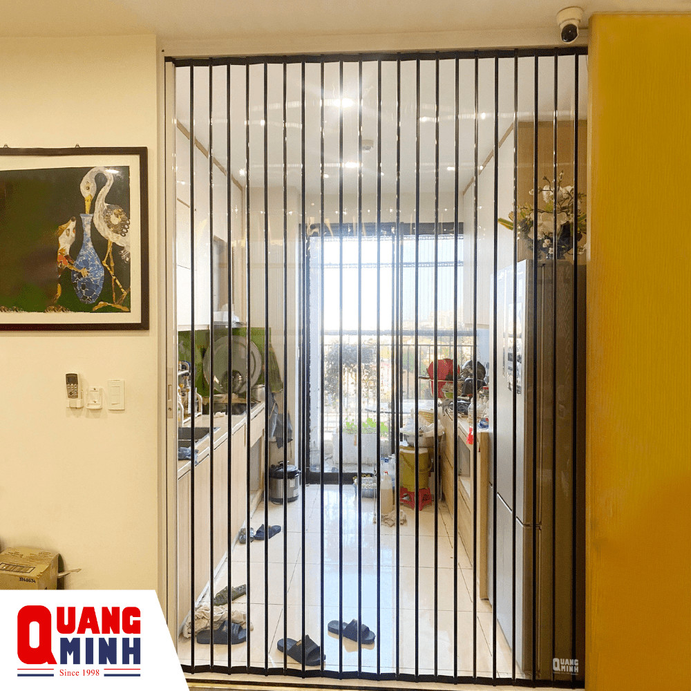 Cửa Xếp Lá Nhựa Trong Suốt Kiêm Vách Ngăn Phòng Điều Hòa - Giải Pháp Hoàn Hảo Cho Không Gian Sống
