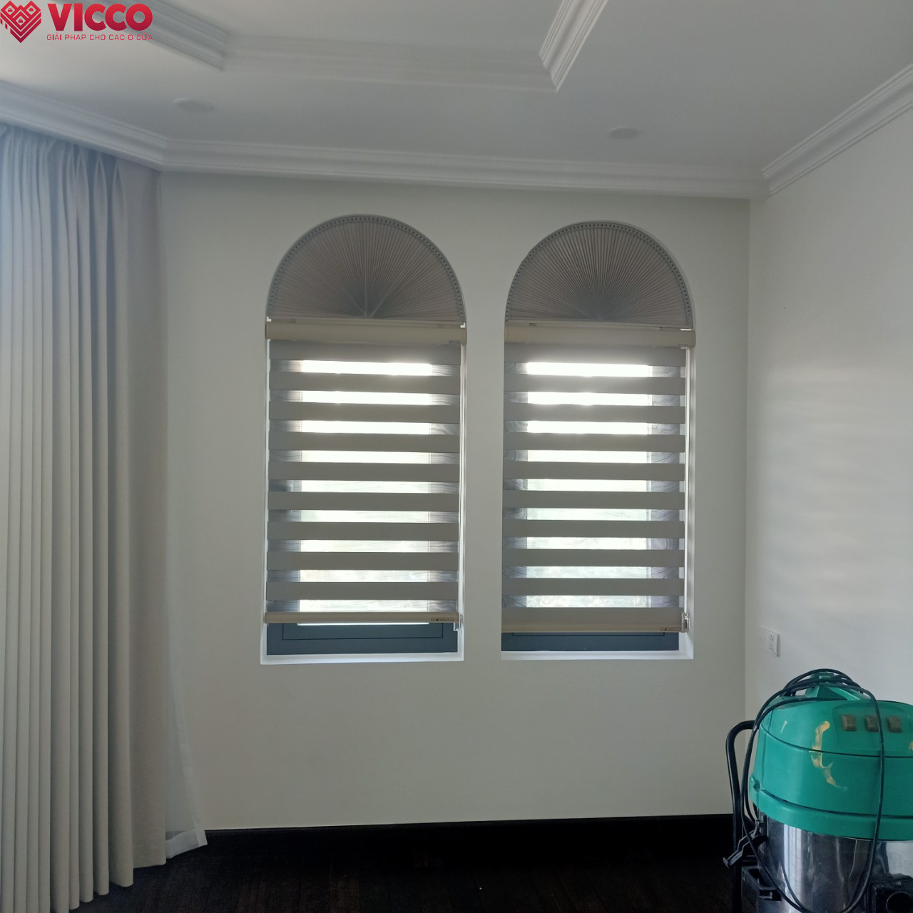 Rèm Trần Tổ Ong Tự Động Sáng Tạo Vượt Trội Cho Không Gian Mở