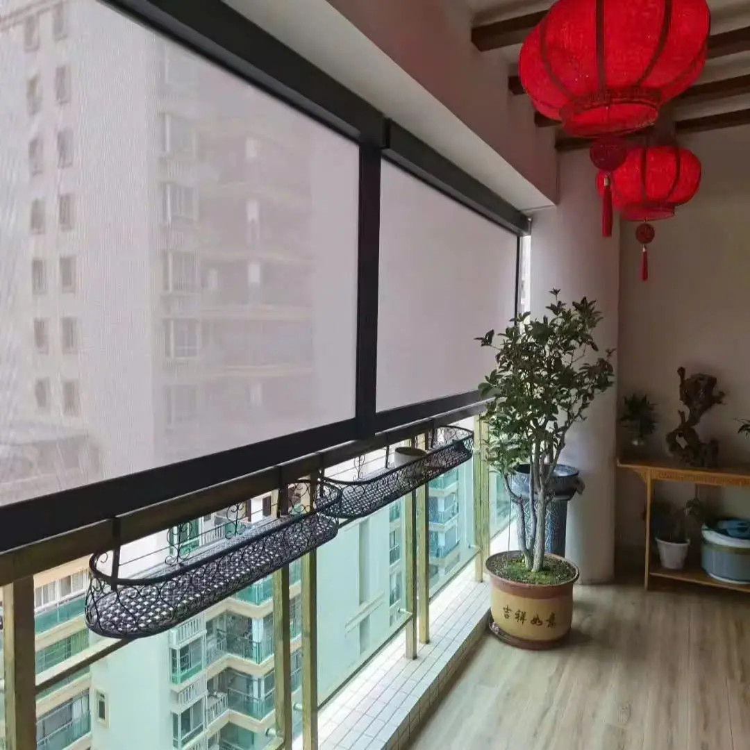 Khám Phá Top 5 Rèm Ban Công Giúp Hạn Chế Ẩm Mốc Hiệu Quả Nhất