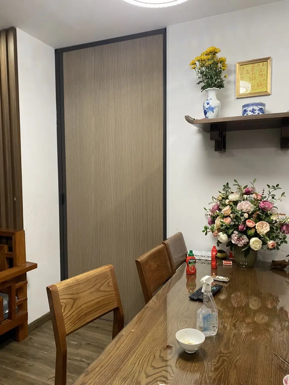 Tiết kiệm diện tích cho không gian sống với vách ngăn tổ ong hoàn chỉnh - Giải pháp tối ưu cho căn hộ hiện đại