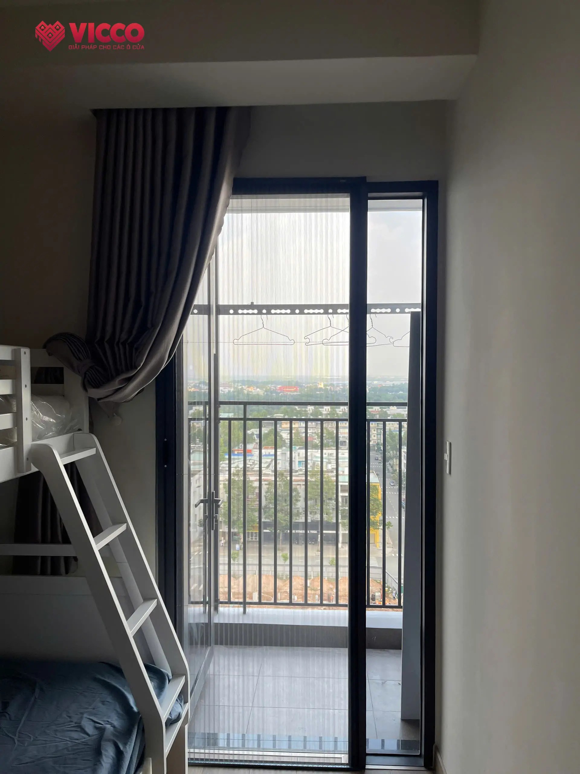 Cửa Lưới Chống Côn Trùng Cao Cấp – Giải Pháp An Toàn & Thẩm Mỹ