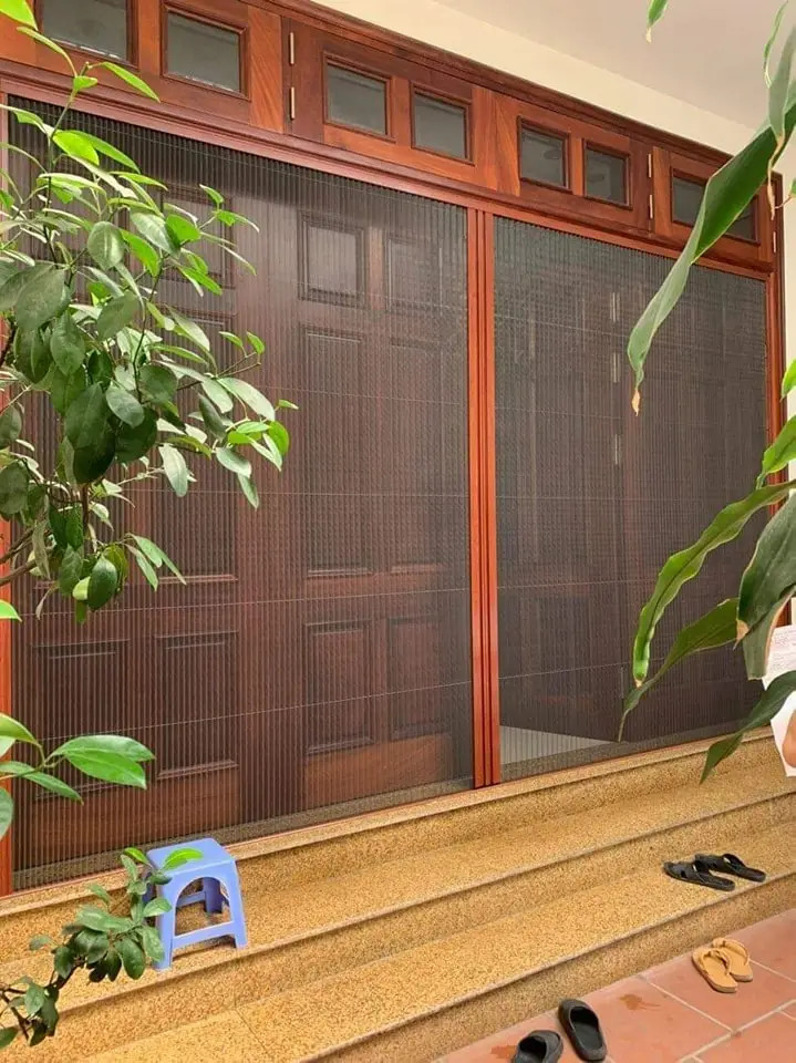 Ngăn Chặn Côn Trùng Xâm Nhập Với Cửa Lưới Chất Lượng Cao - Giải Pháp Hiệu Quả Cho Mọi Gia Đình