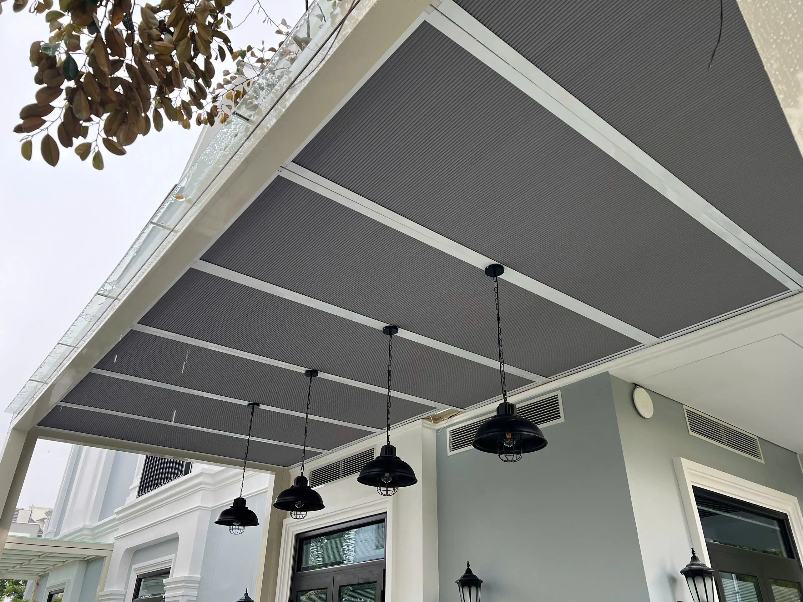 Rèm Giếng Trời Tự Động - Giải Pháp Thông Minh Cho Ánh Sáng Tự Nhiên