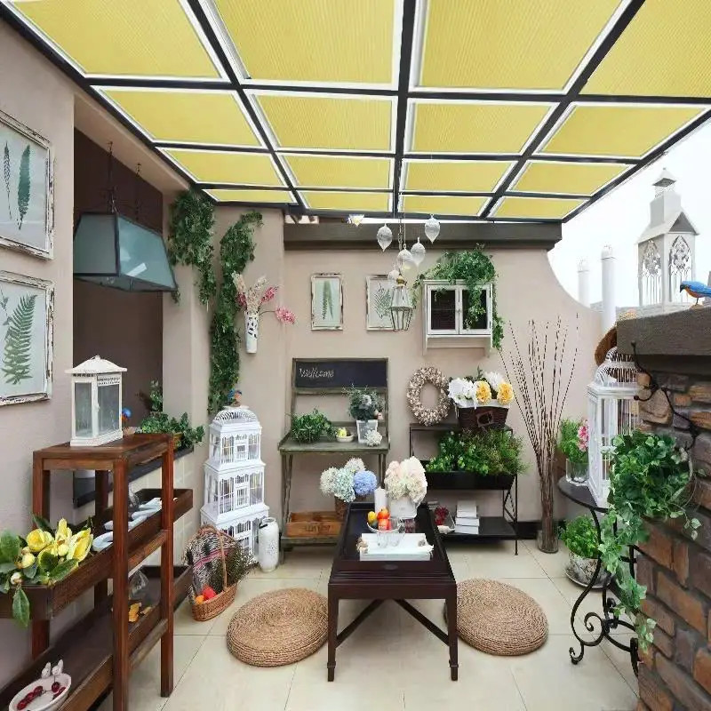 So sánh rèm trần tự động và rèm truyền thống - Khám phá sự khác biệt và ưu điểm