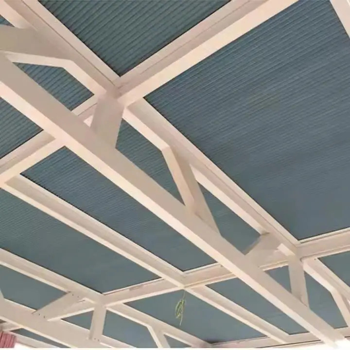 So sánh rèm tổ ong che mái kính và rèm cuốn trong trang trí nội thất - Lựa chọn hoàn hảo cho không gian sống