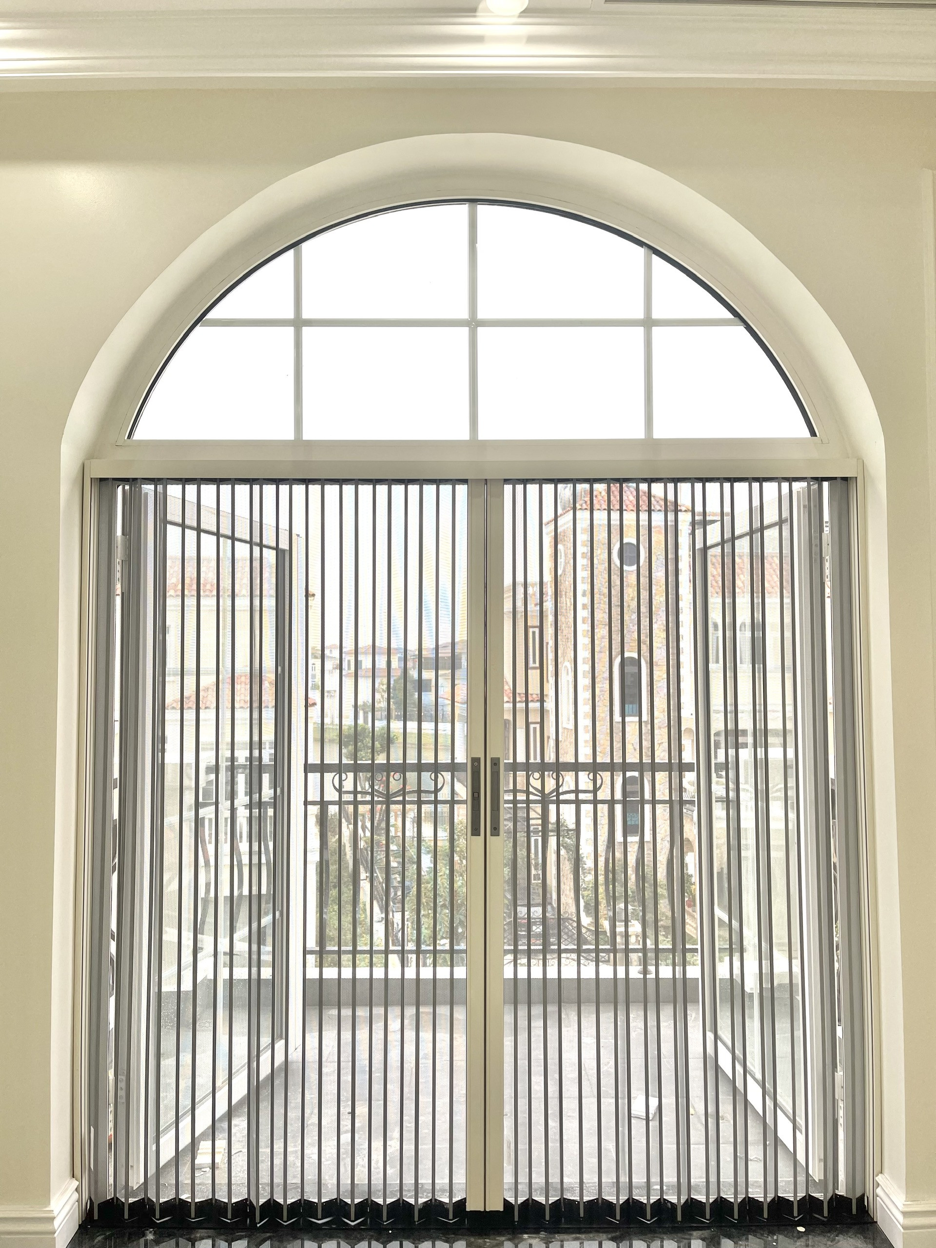 Cửa lưới xếp lá nhôm