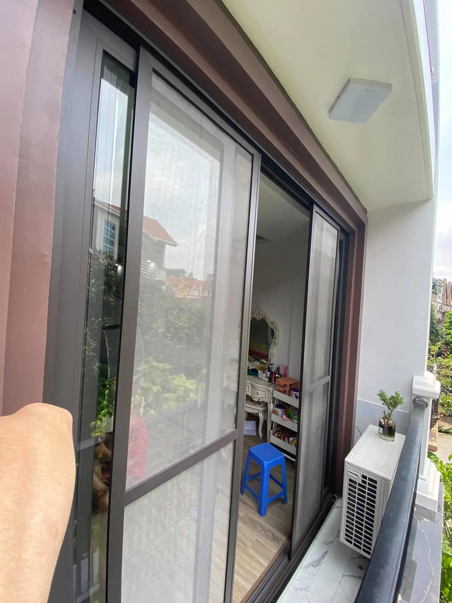 Chia sẻ kinh nghiệm chọn mua cửa lưới inox 304 chất lượng – Nên biết trước khi quyết định