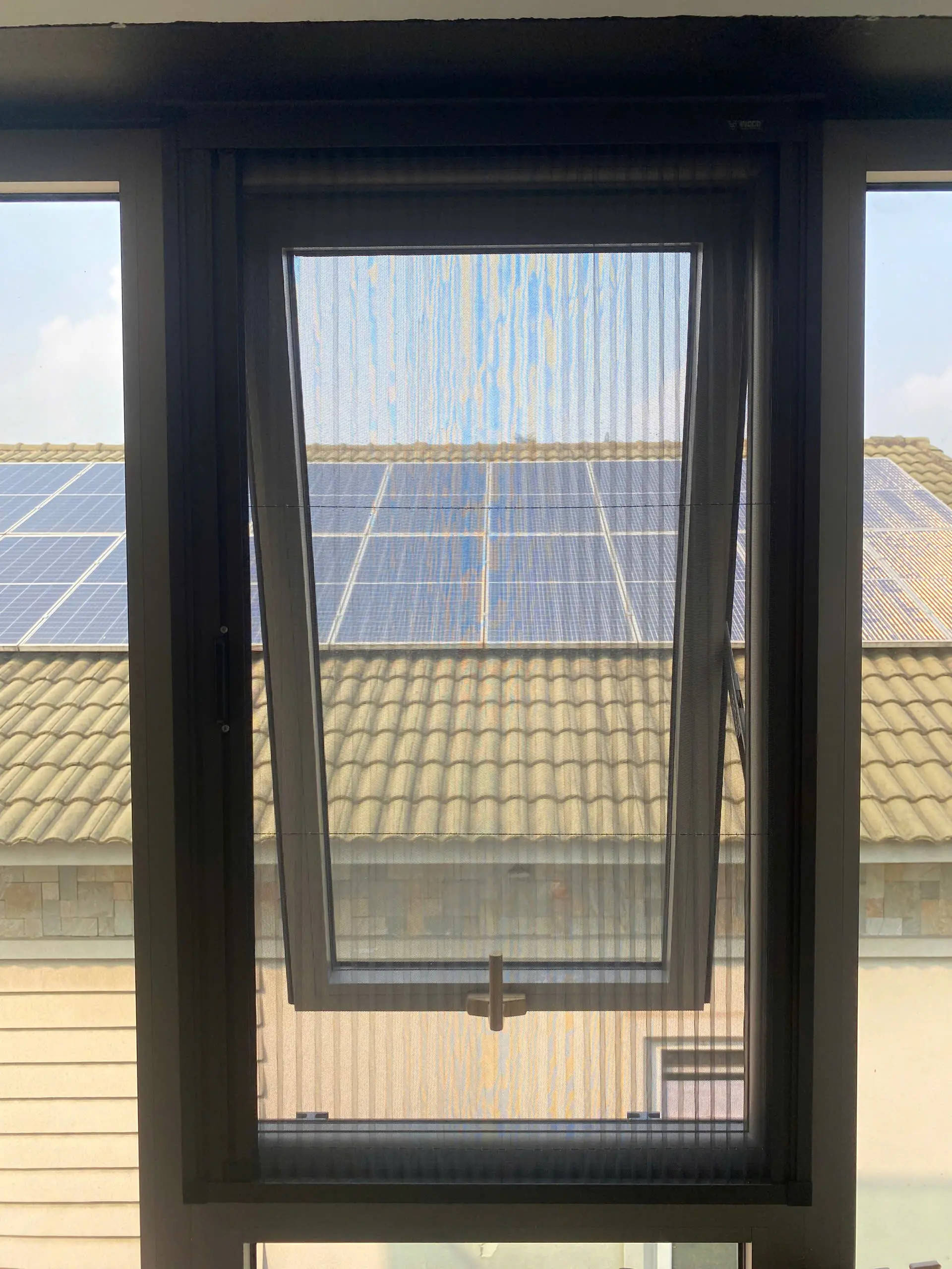 Lắp đặt cửa lưới inox 304 đơn giản và hiệu quả - Hướng dẫn chi tiết từ A đến Z