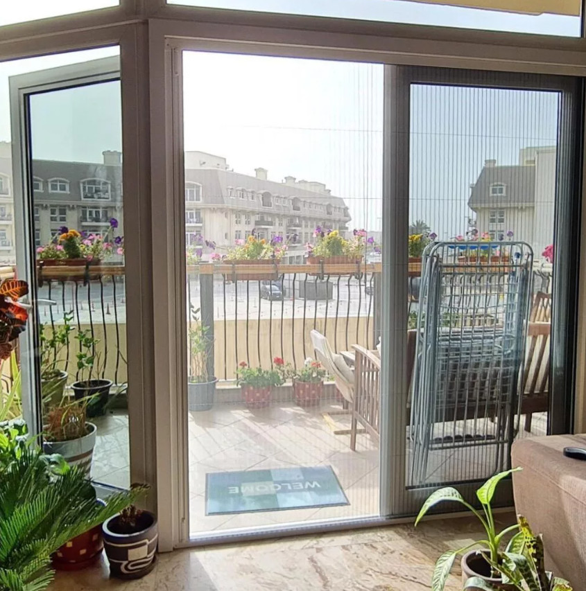 Khám Phá Lợi Ích Sử Dụng Cửa Lưới Chống Côn Trùng Cho Căn Hộ Nhỏ - Giải Pháp An Toàn & Tiện Nghi Giúp Bạn Sống Gọn Gàng Hơn