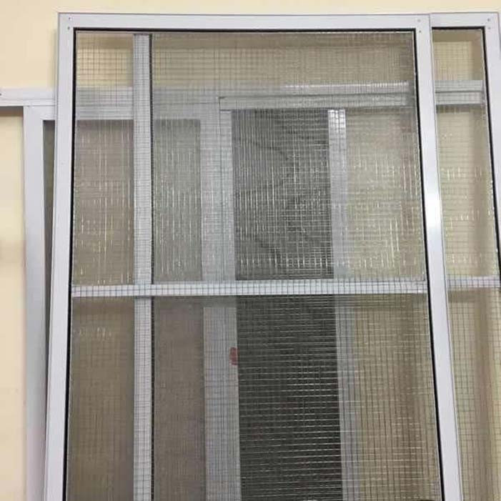 Thỗn gió cho không gian sống bằng cửa lưới chống côn trùng – Giải pháp hoàn hảo cho căn nhà lý tưởng