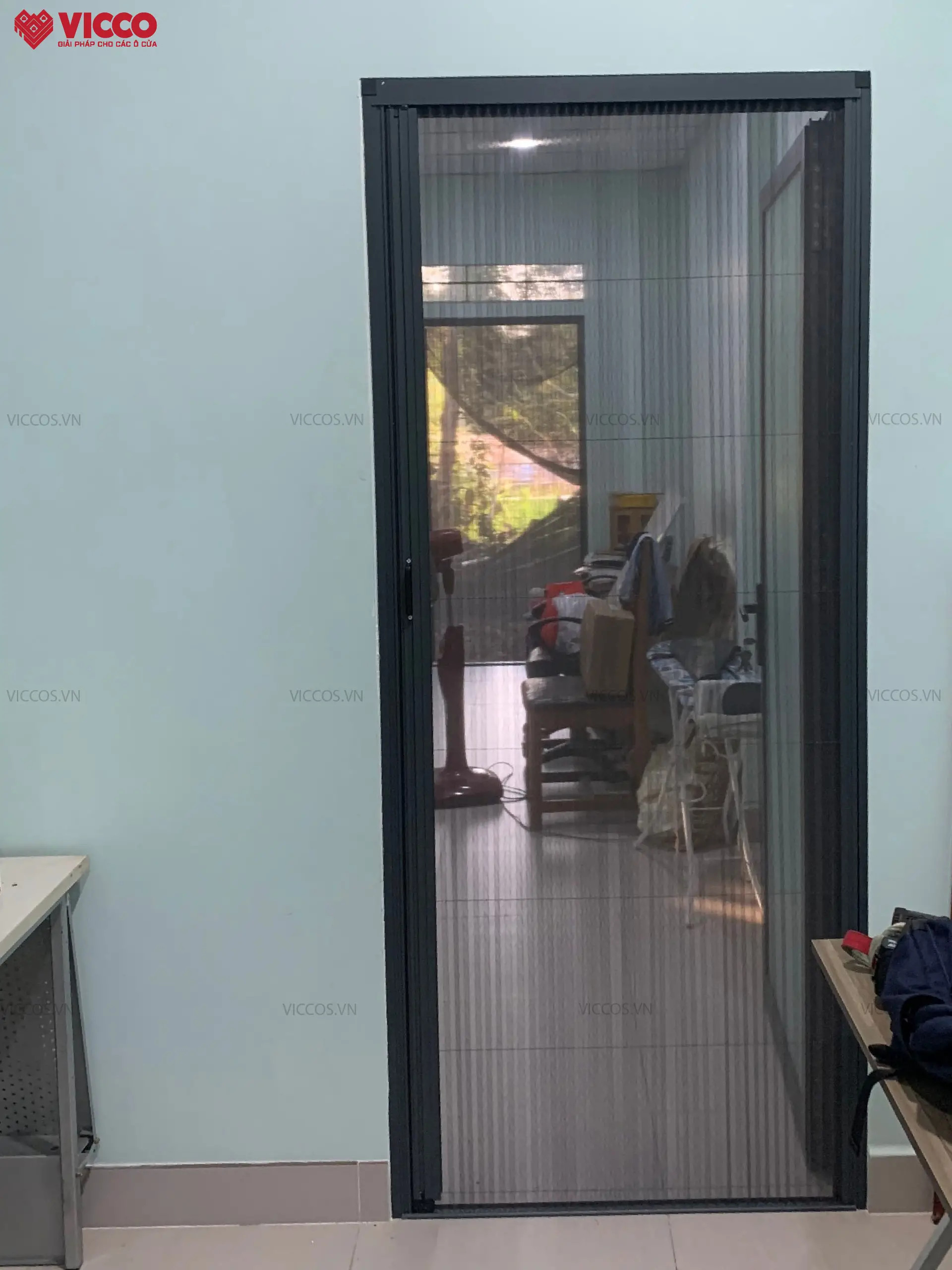 Chia sẻ kinh nghiệm chọn cửa lưới chống côn trùng cho nhà phố - Giải pháp tối ưu để bảo vệ gia đình bạn